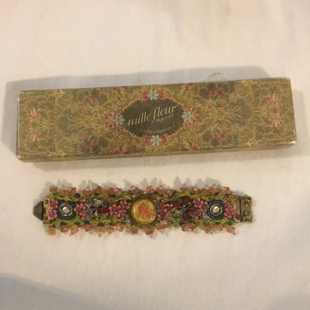 🌴Millie Fleur beaded bracelet